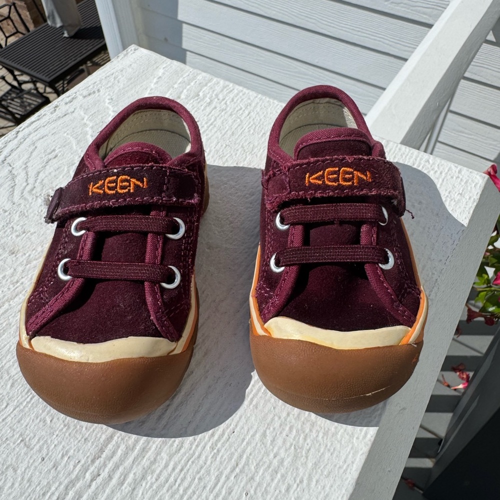EUC KEEN Infant Burgundy Shoes  4